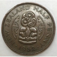 NEW ZEALAND 1952 . HALF 1/2 PENNY . ERROR . CLIPPED PLANCHET